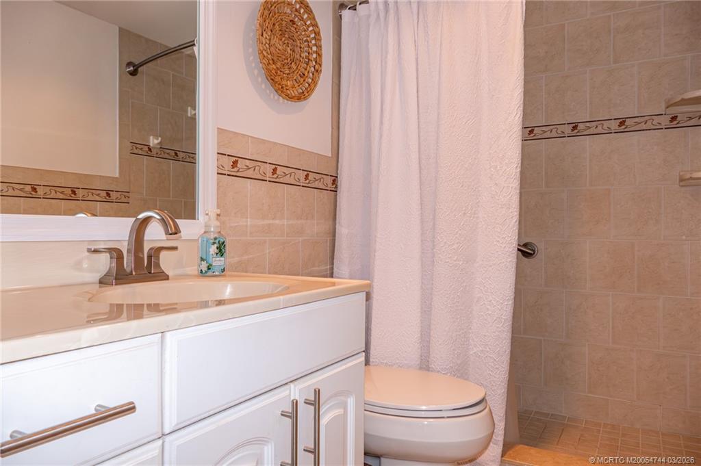 3482 NE Causeway Blvd 2-203