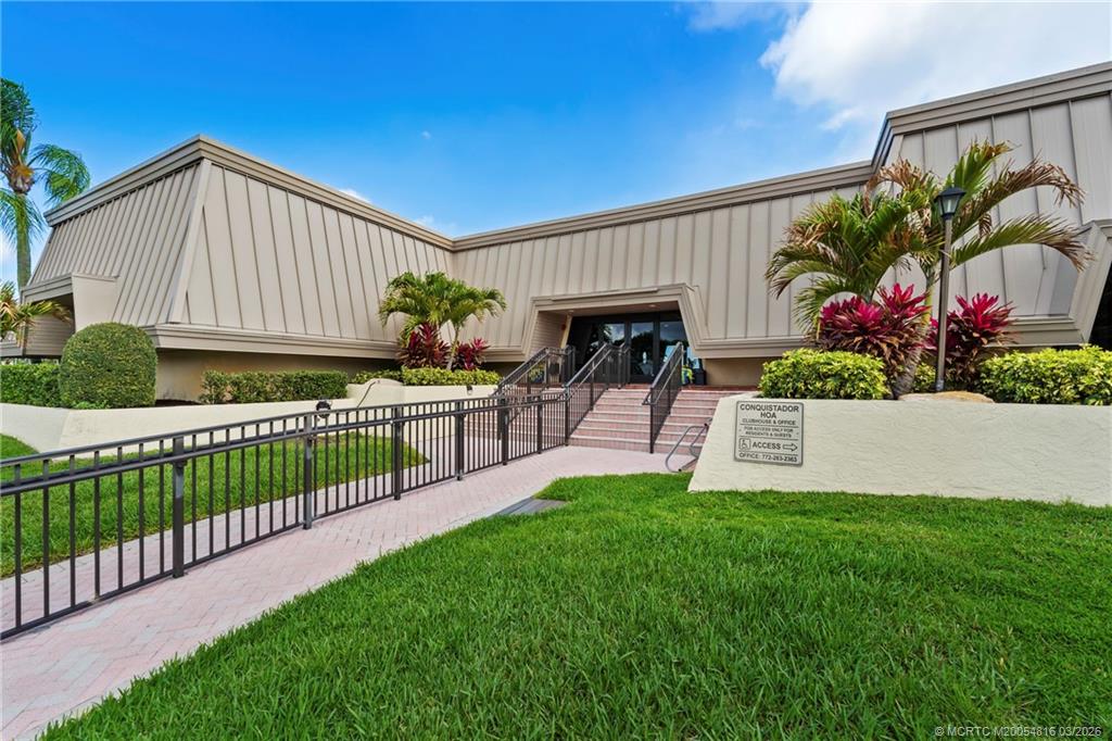 3160 SE Gran Via Way