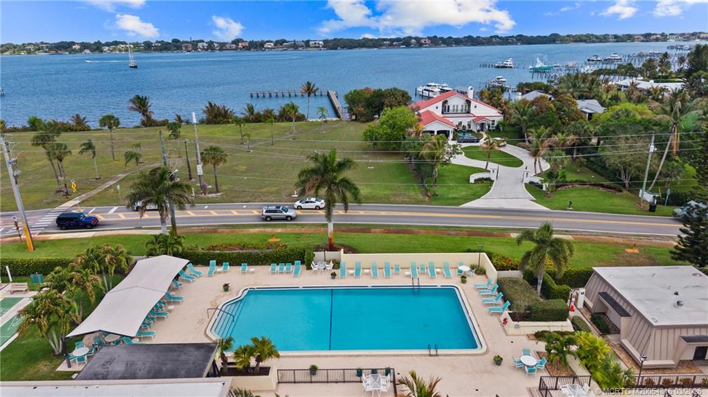 3160 SE Gran Via Way