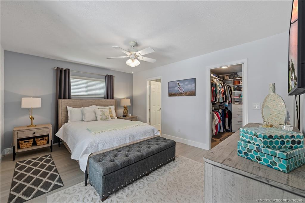 3160 SE Gran Via Way