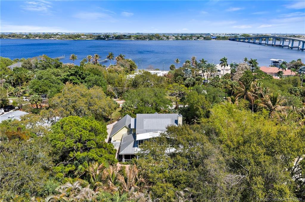 540 SE Saint Lucie Blvd