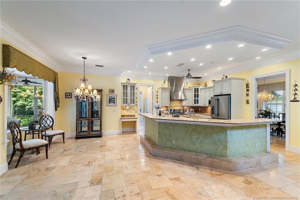 540 SE Saint Lucie Blvd