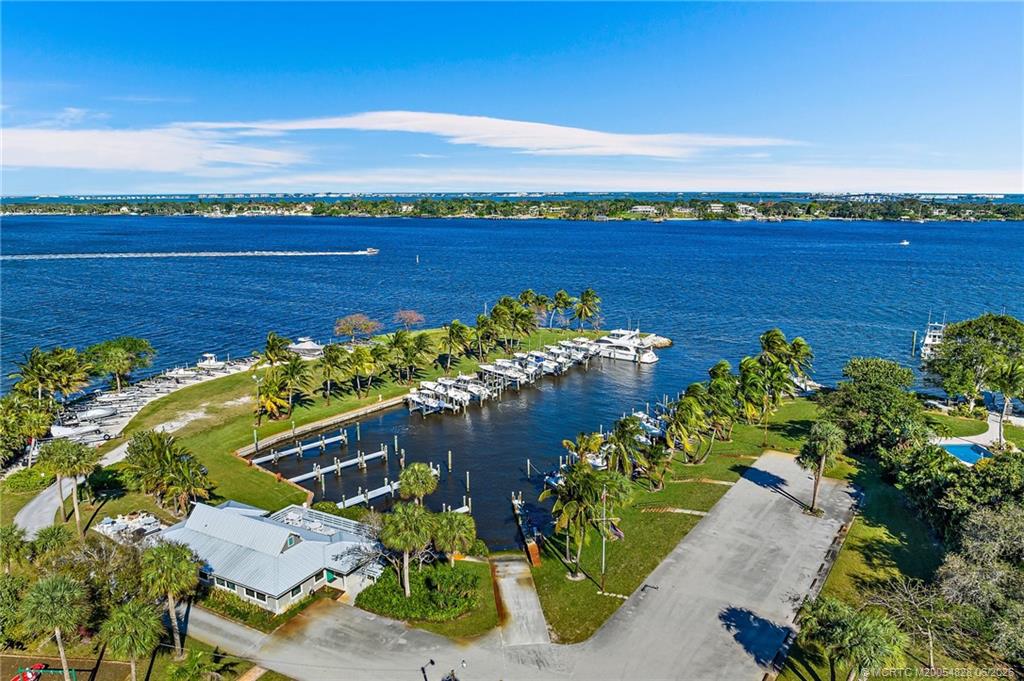 540 SE Saint Lucie Blvd