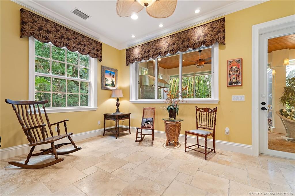 540 SE Saint Lucie Blvd