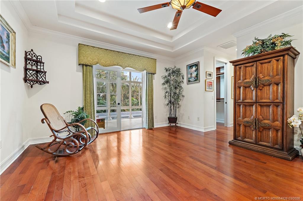 540 SE Saint Lucie Blvd