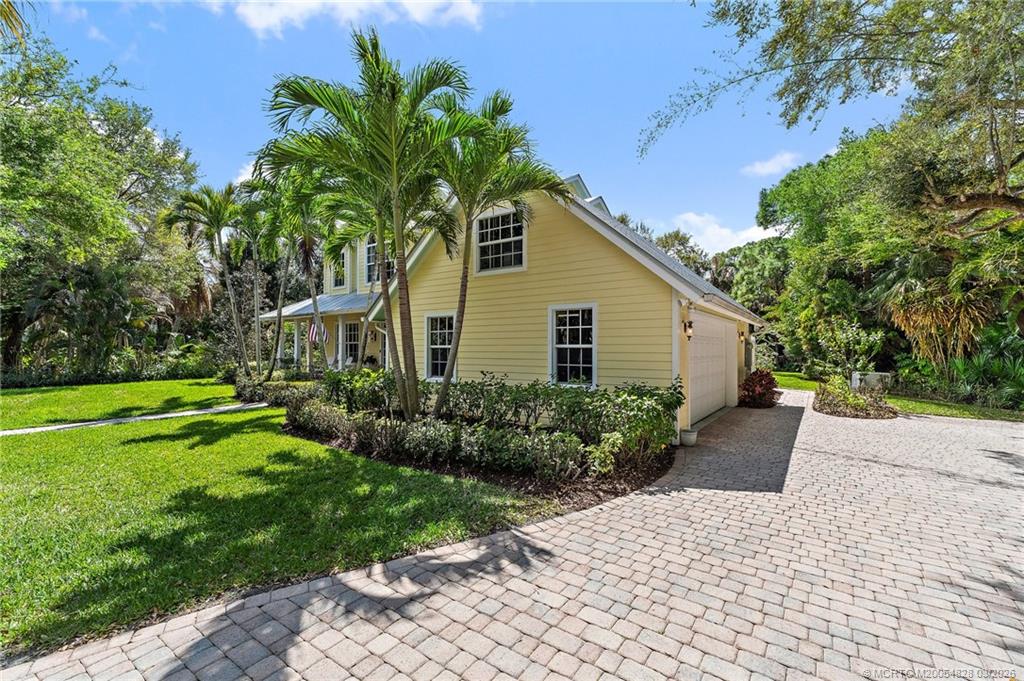 540 SE Saint Lucie Blvd