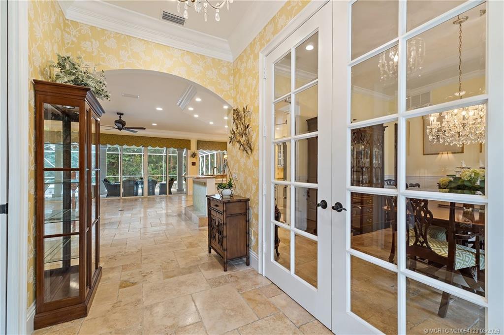 540 SE Saint Lucie Blvd