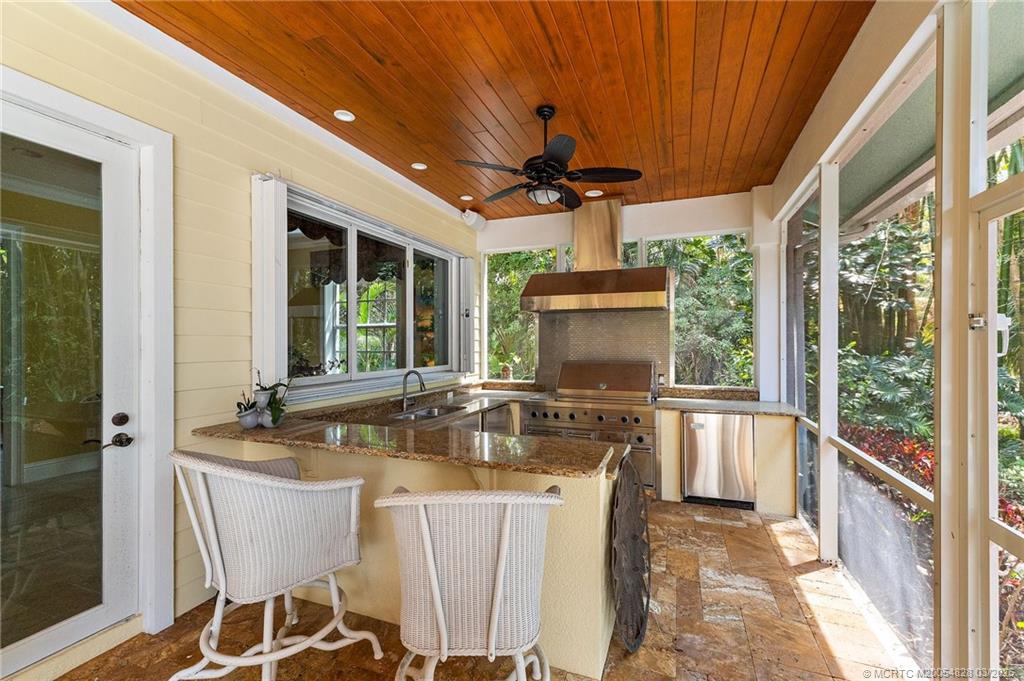 540 SE Saint Lucie Blvd