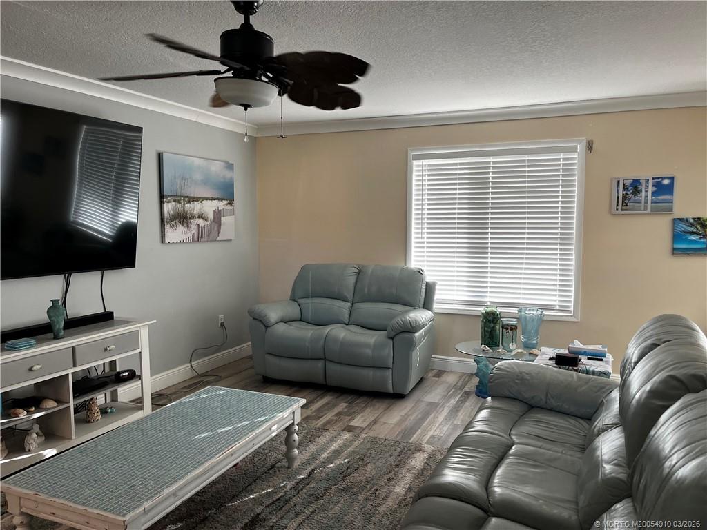 5323 SE Miles Grant Road 206