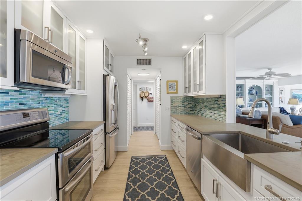 1555 NE Ocean Blvd 108 -N