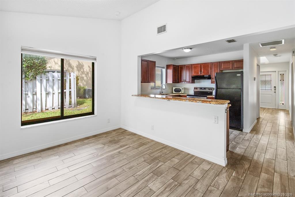 1201 Maplewood Drive