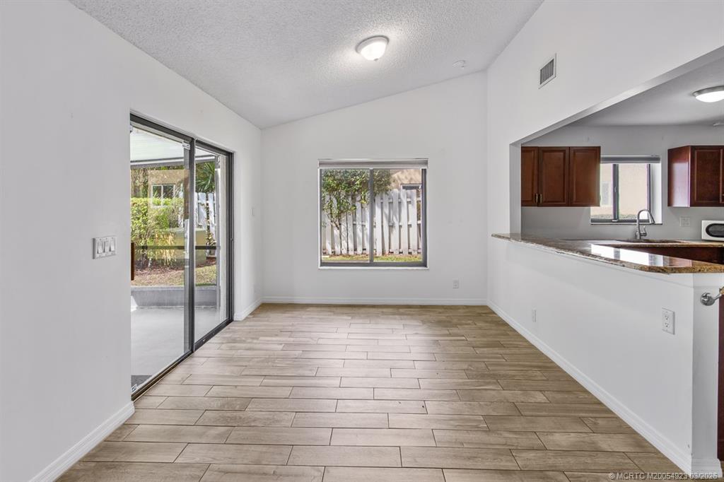 1201 Maplewood Drive