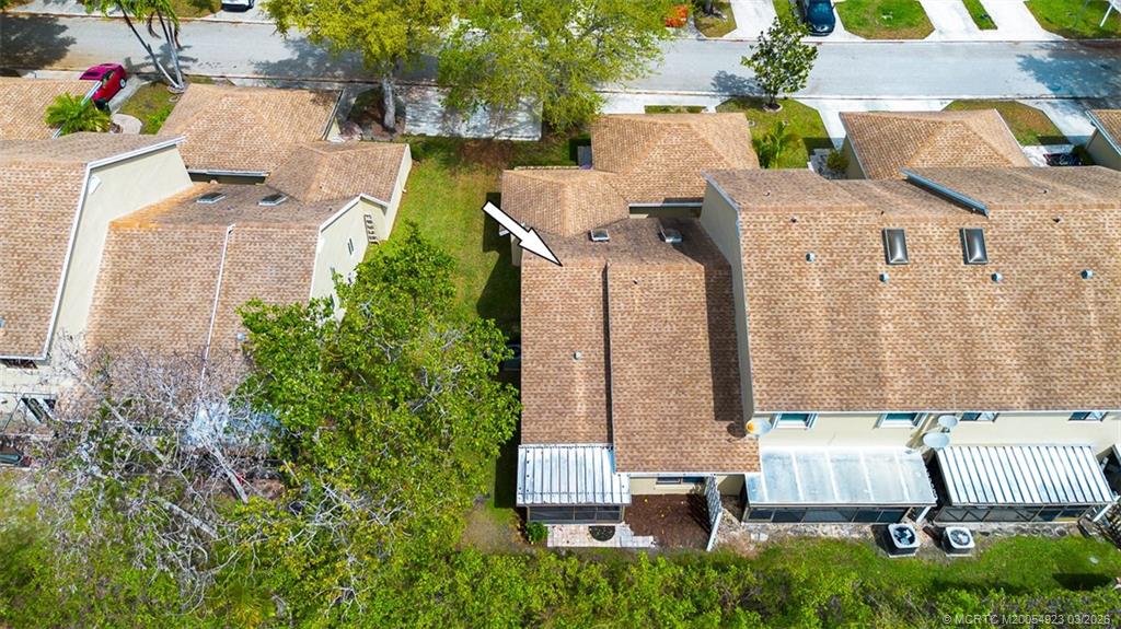 1201 Maplewood Drive