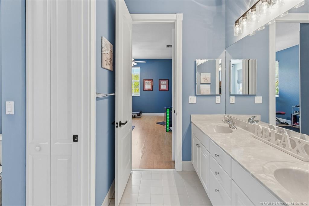 4811 SW Long Bay Drive