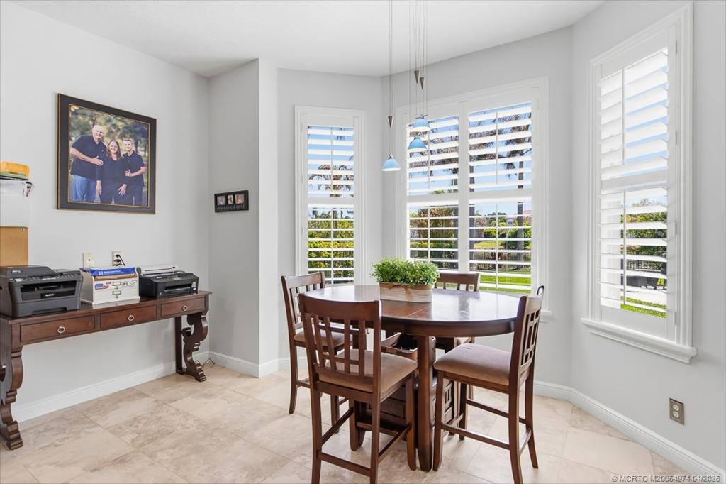 4811 SW Long Bay Drive