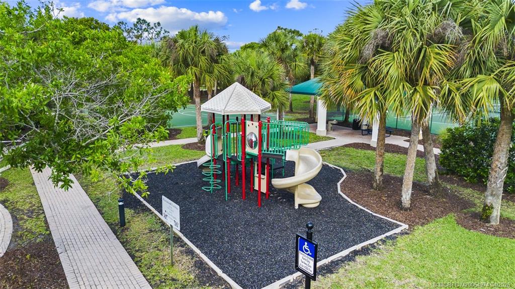 4811 SW Long Bay Drive