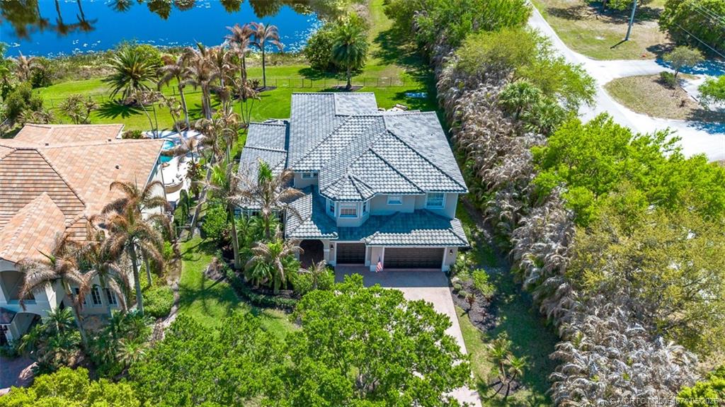 4811 SW Long Bay Drive
