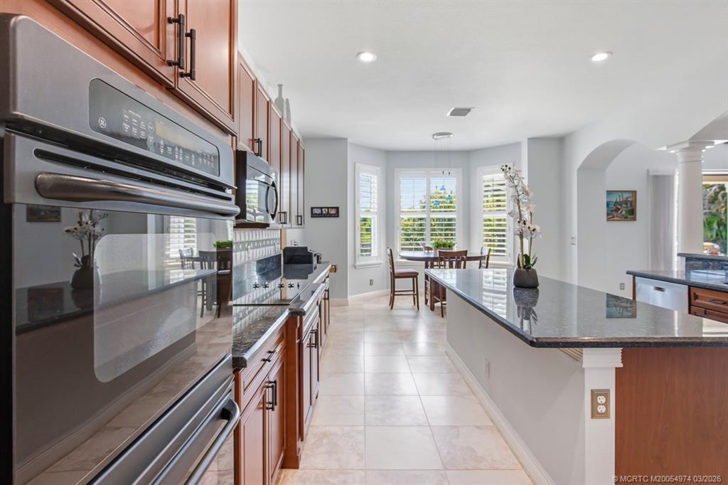 4811 SW Long Bay Drive