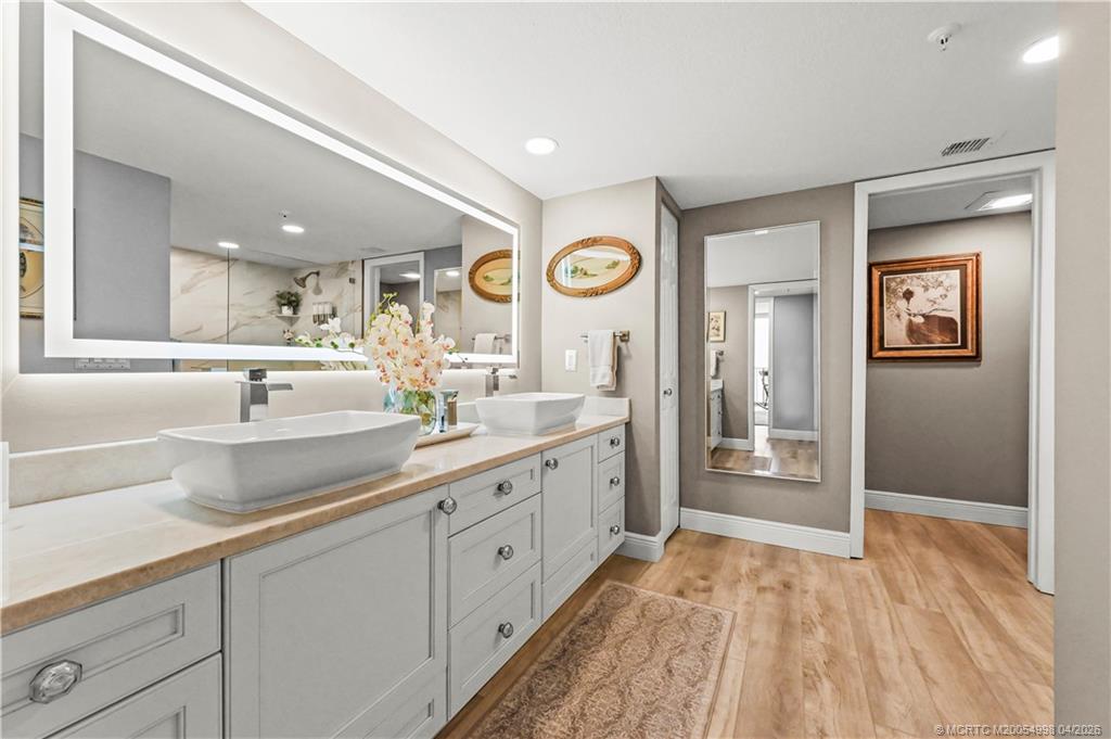 9650 S Ocean Drive 1805