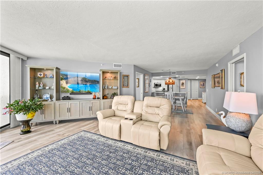 9650 S Ocean Drive 1805