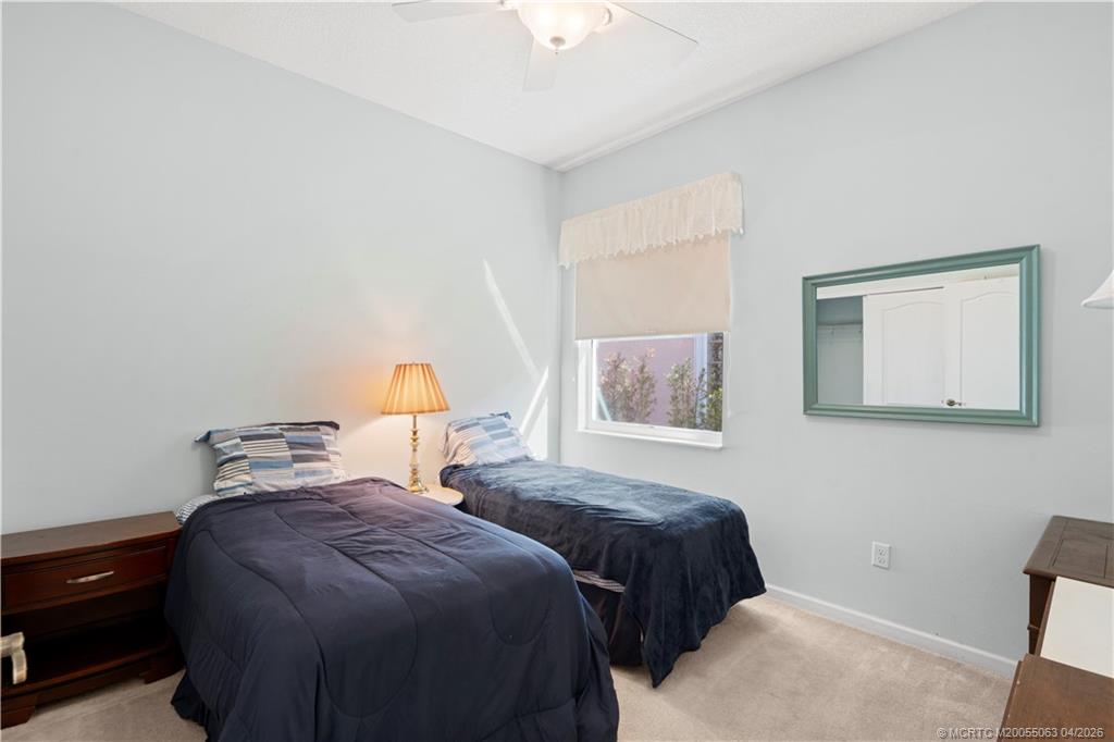 1661 NW Old Oak Terrace