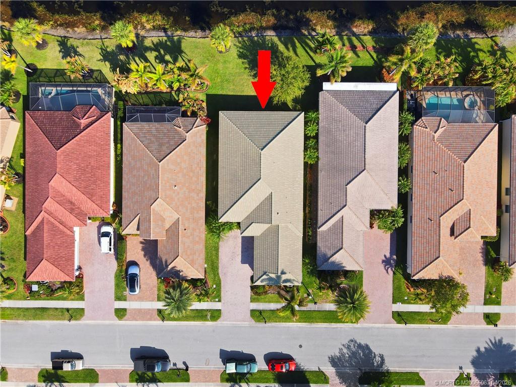 1661 NW Old Oak Terrace