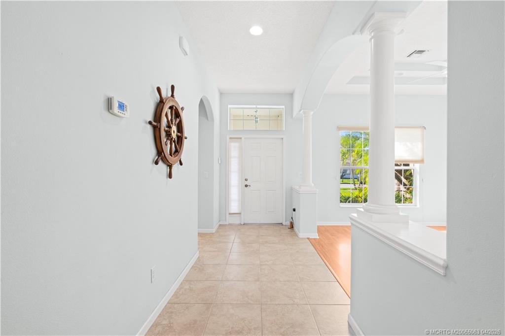 1661 NW Old Oak Terrace