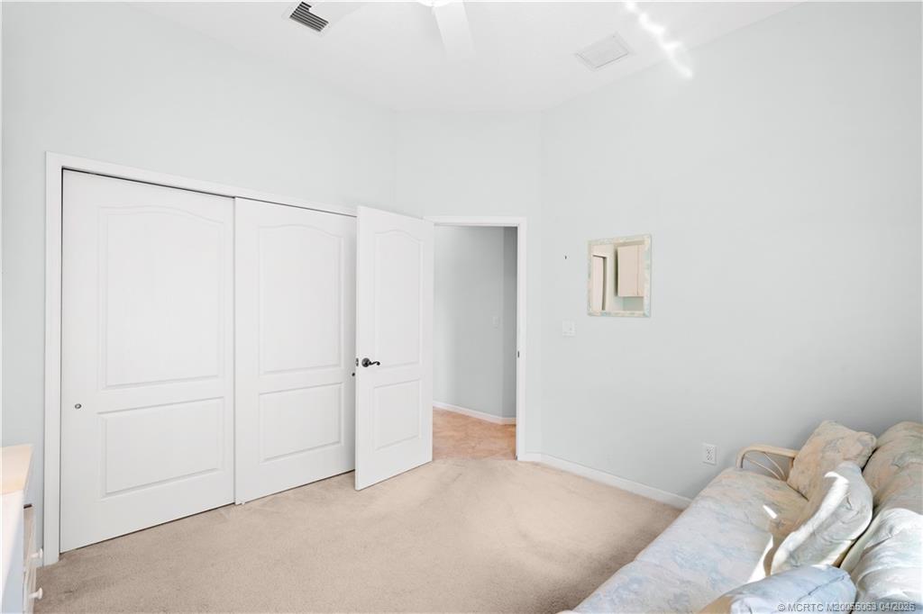 1661 NW Old Oak Terrace