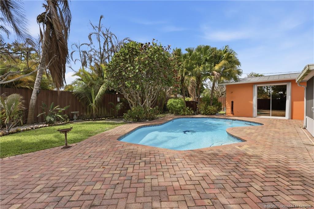 1038 NE Hansen Terrace