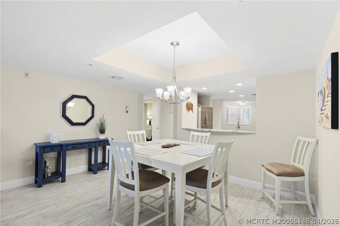 579 NE Plantation Road N-107
