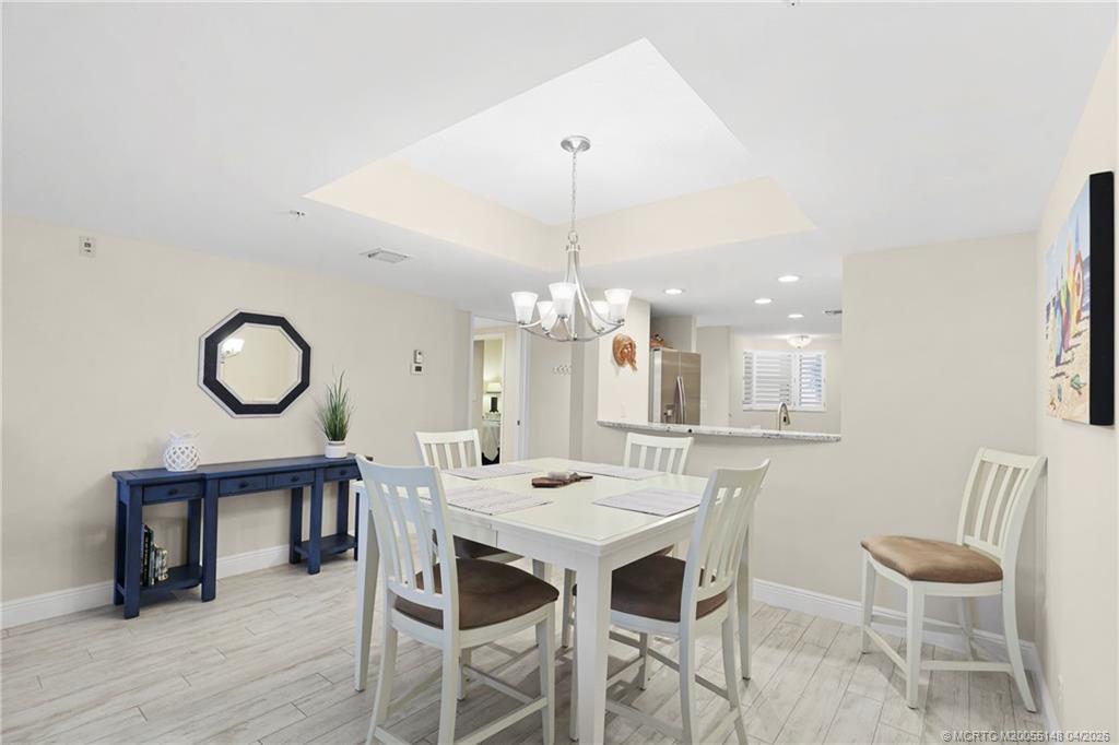 579 NE Plantation Road N-107