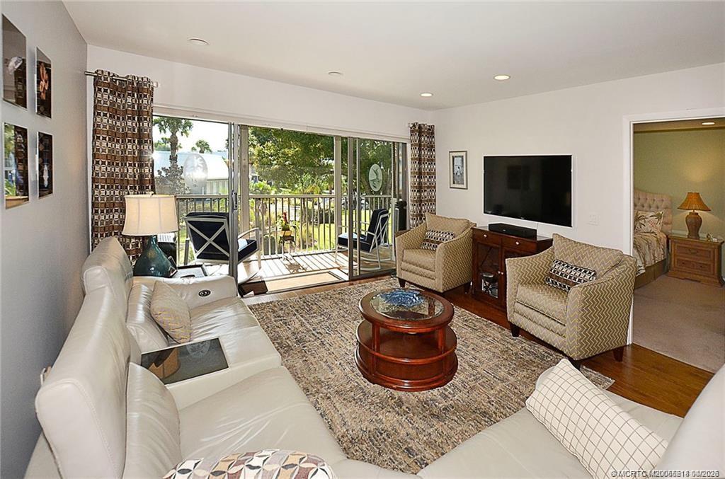 1854 SW Palm City Road 203
