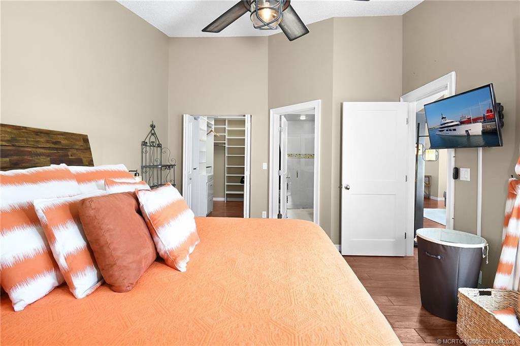 10203 Siena Oaks Circle S