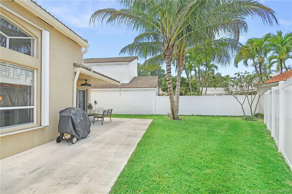 10203 Siena Oaks Circle S