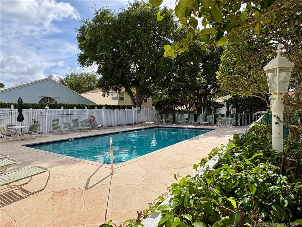 10203 Siena Oaks Circle S