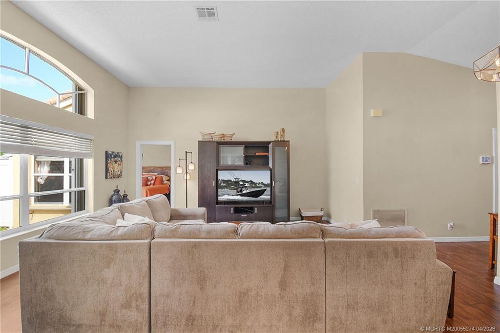 10203 Siena Oaks Circle S