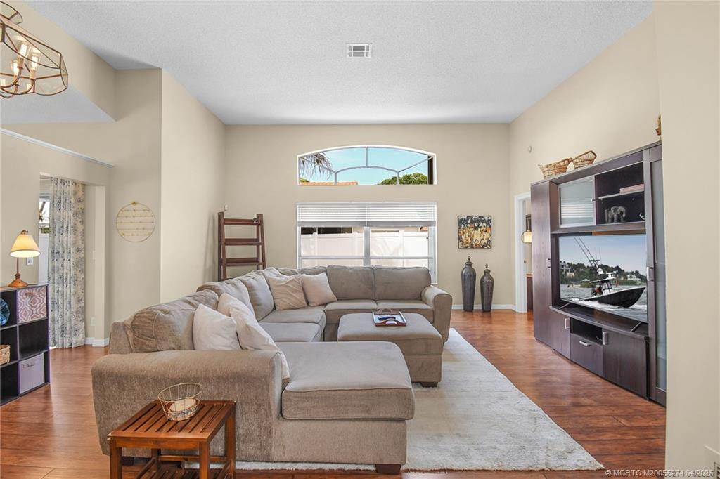 10203 Siena Oaks Circle S
