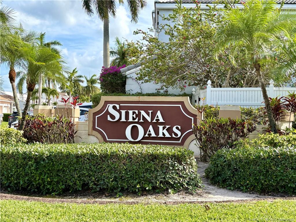 10203 Siena Oaks Circle S