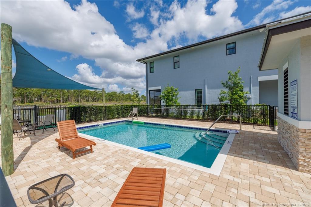 3653 SW Magnolia Ridge Lane