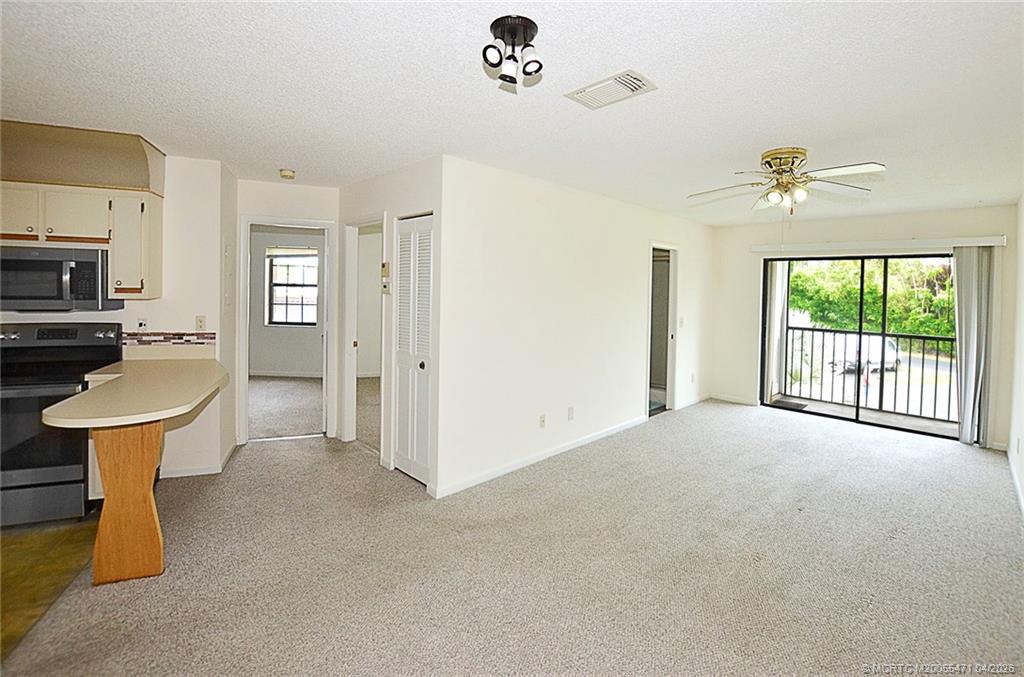 1999 NE Collins Circle 3-80