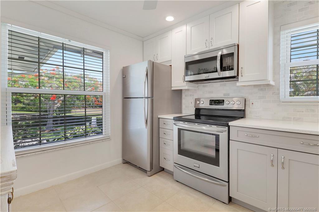 1852 SW Palm City Road 201