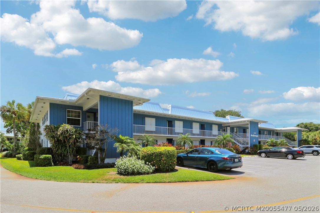 1852 SW Palm City Road 201