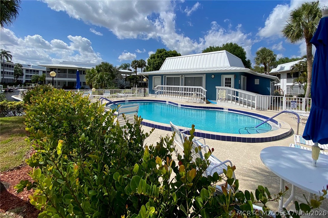 1852 SW Palm City Road 201