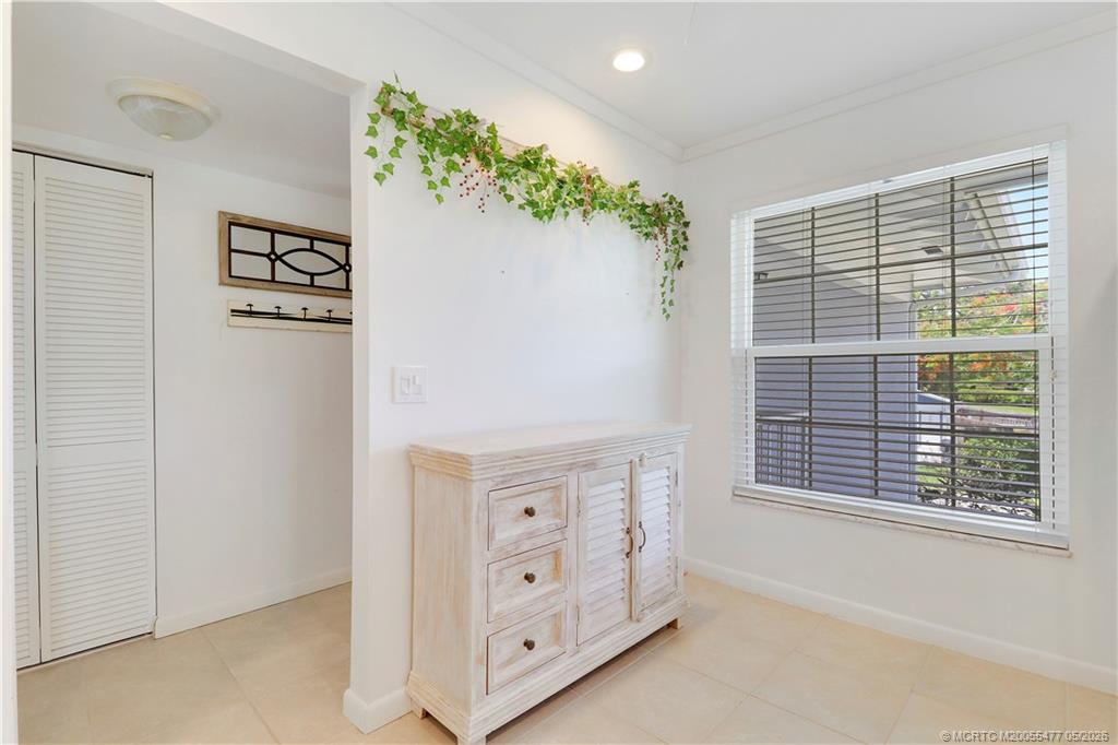 1852 SW Palm City Road 201