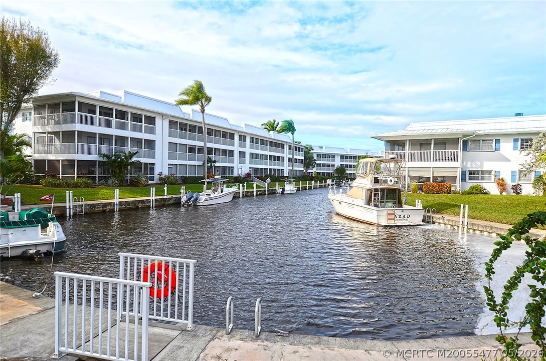 1852 SW Palm City Road 201