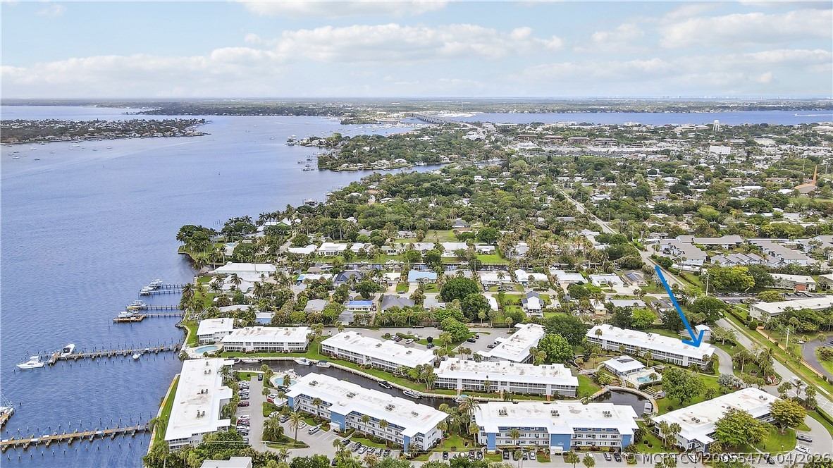 1852 SW Palm City Road 201