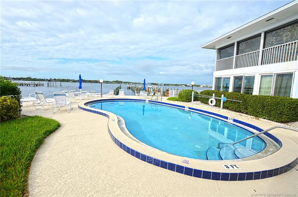 1852 SW Palm City Road 201
