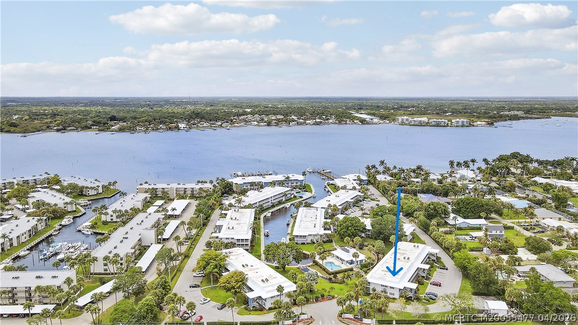 1852 SW Palm City Road 201