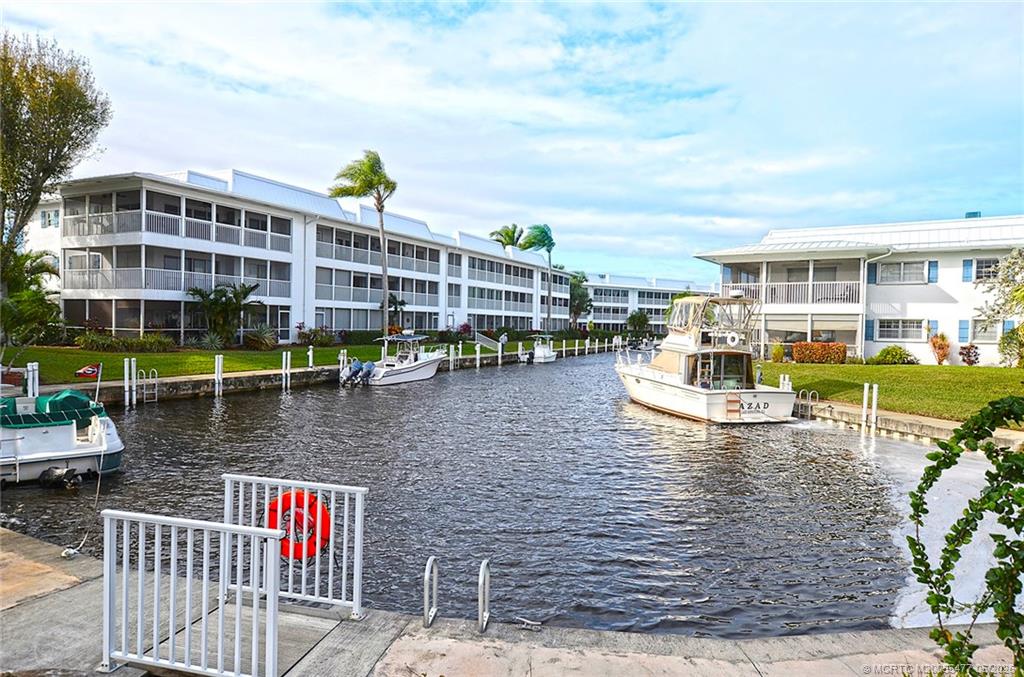 1852 SW Palm City Road 201