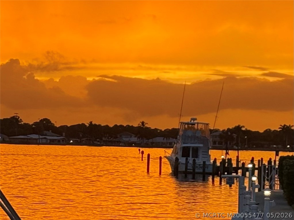 1852 SW Palm City Road 201